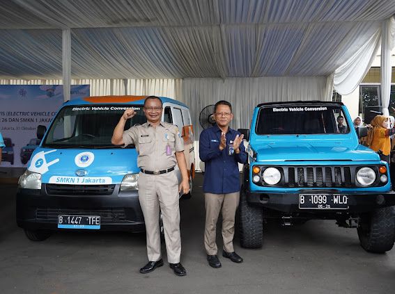 PLN UID Jakarta Raya Luncurkan Elvis, Mobil Konversi Karya Siswa SMK 11