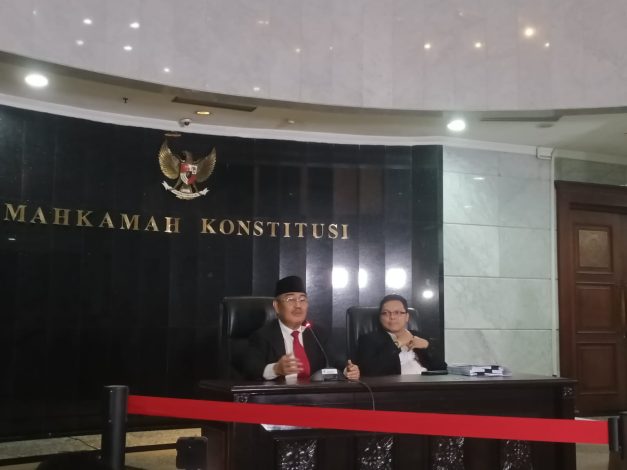 Jimly: MKMK Tak Bisa Ubah Putusan Syarat Cawapres 9