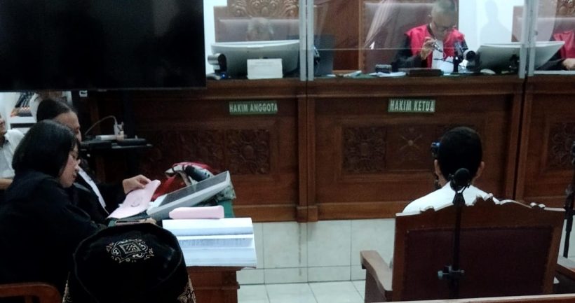 Terbukti Mencuri Laptop, Divonis 15 Bulan Penjara 29
