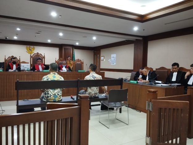 Perkara BTS: Dirut PT BUP Didakwa Terima Uang Rp122,9 Miliar 10