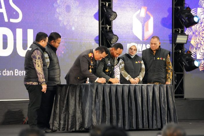 Komitmen Netralitas Pada Pemilu 2024, Panglima TNI Hadiri Deklarasi Kampanye Damai 12