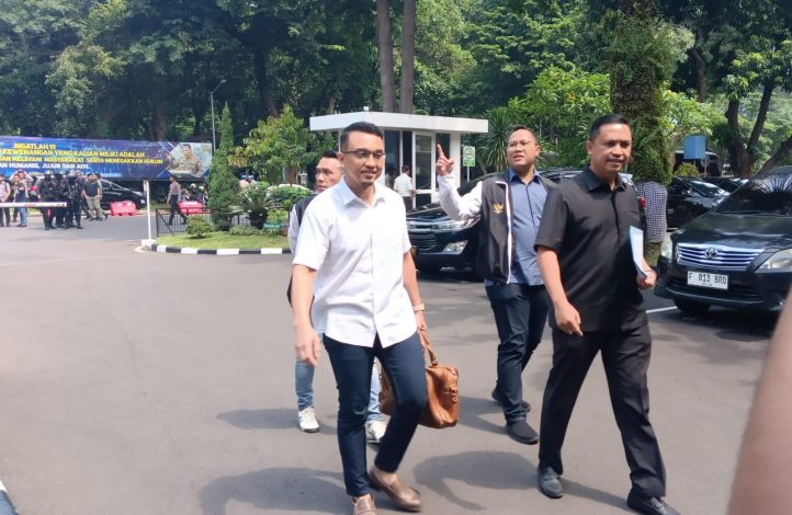 Datang ke Polda Metro Jaya, Aiman Penuhi Panggilan Klarifikasi 10