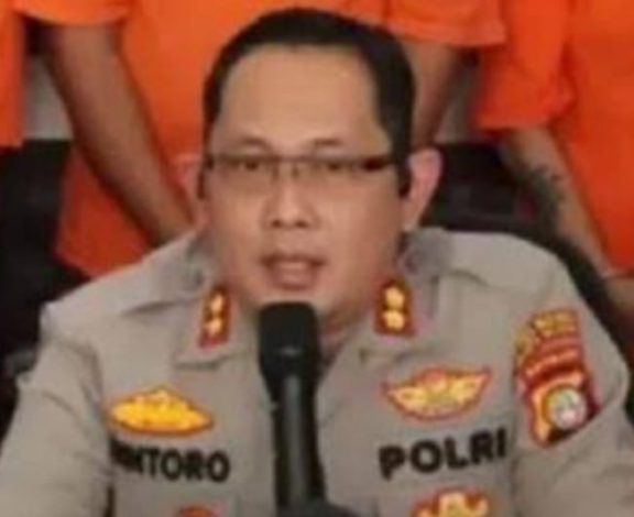 IMG-20231207-WA0039 Ayah 4 Bocah yang Tewas di Jagakarsa Sempat Minta Minuman Isotonik 13
