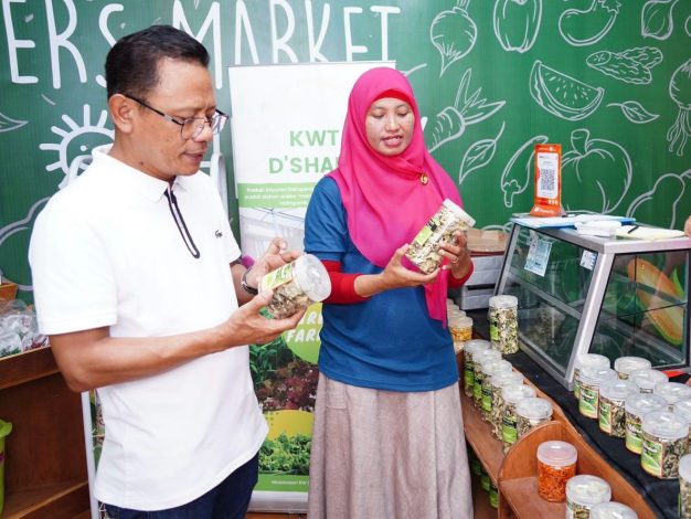 Olah Penampungan Sampah Jadi Smart Farming, Kelompok Wanita Tani Binaan PLN Mampu Hasilkan Ratusan Juta 2