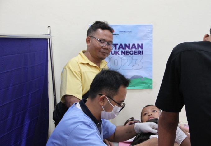 Sambut Liburan Sekolah, Bakrie Amanah Gelar Acara Khitanan 1.350 Anak Negeri 13