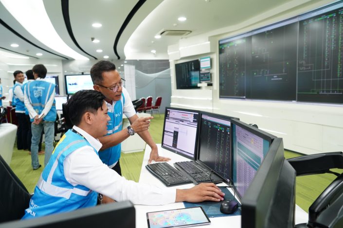 Beban Puncak Pergantian Tahun Baru Diprediksi Naik, PLN Pastikan Pasokan Listrik Tetap Andal 16