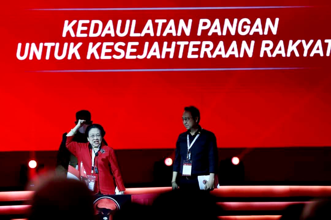 Megawati: Akar Rumput Adalah Rakyat 1