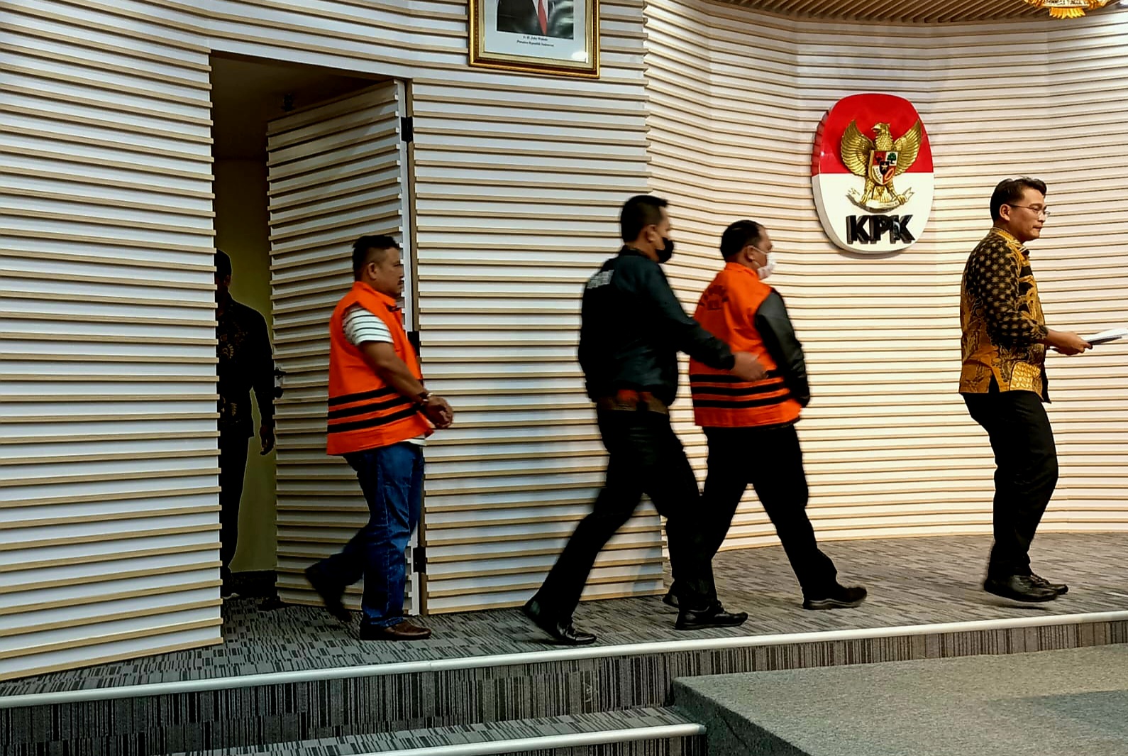 Begini Kronologi Suap Bupati Labuhanbatu  1