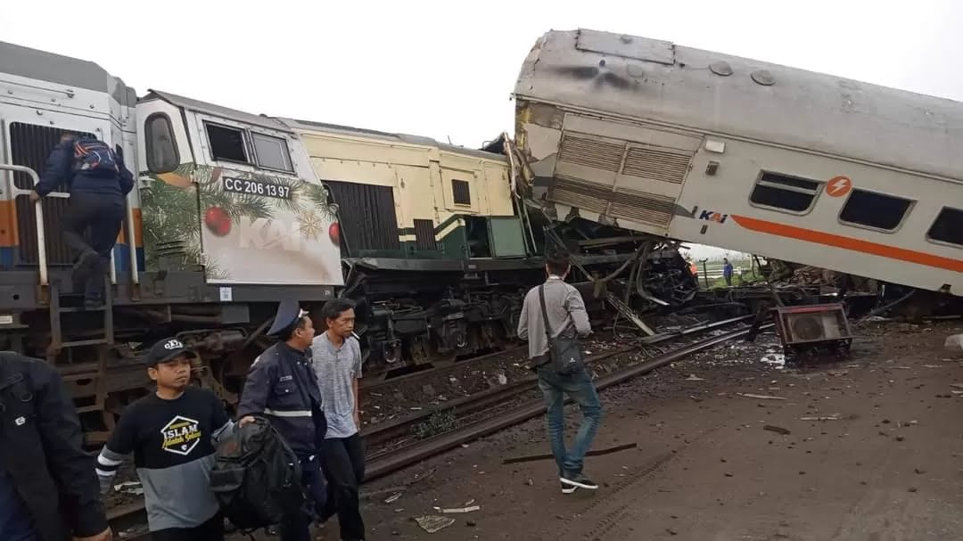 Dinilai Fatal, DPR Harap Kecelakaan Kereta Api Tak Terulang 1