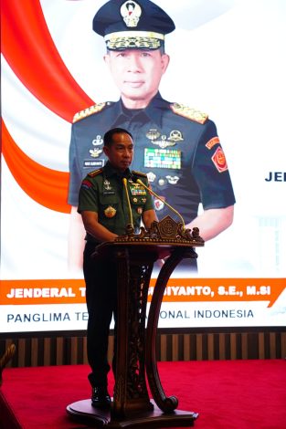 Hadiri Penandatanganan Kontrak Pengadaan Barang dan Jasa, Panglima TNI: Awasi Setiap Vendor 37