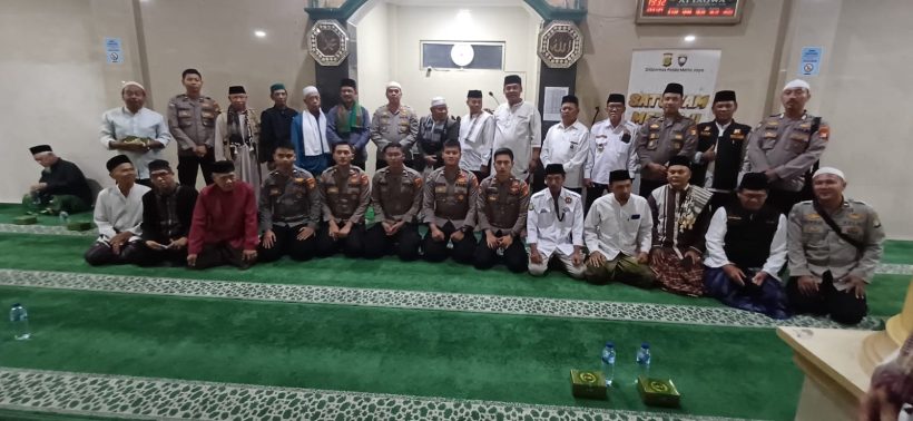 Polda Metro Luncurkan Progfam 1 Jam Mengaji Bersama Polisi 1 Polda Metro Luncurkan Progfam 1 Jam Mengaji Bersama Polisi 2
