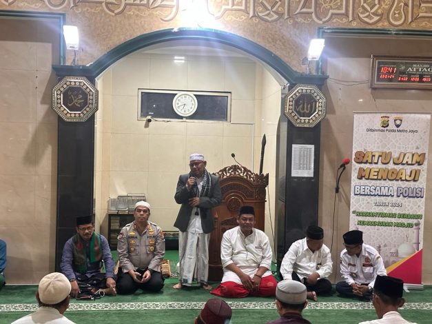 Polda Metro Luncurkan Progfam 1 Jam Mengaji Bersama Polisi 9