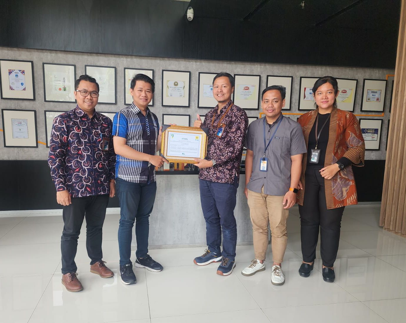 GM PLN UID Jakarta Raya, Lasiran: Penggunaan Energi Hijau Meningkat 148% 1