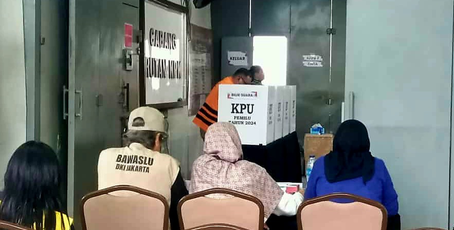 Tahanan Koruptor Nyoblos di Rutan KPK 1