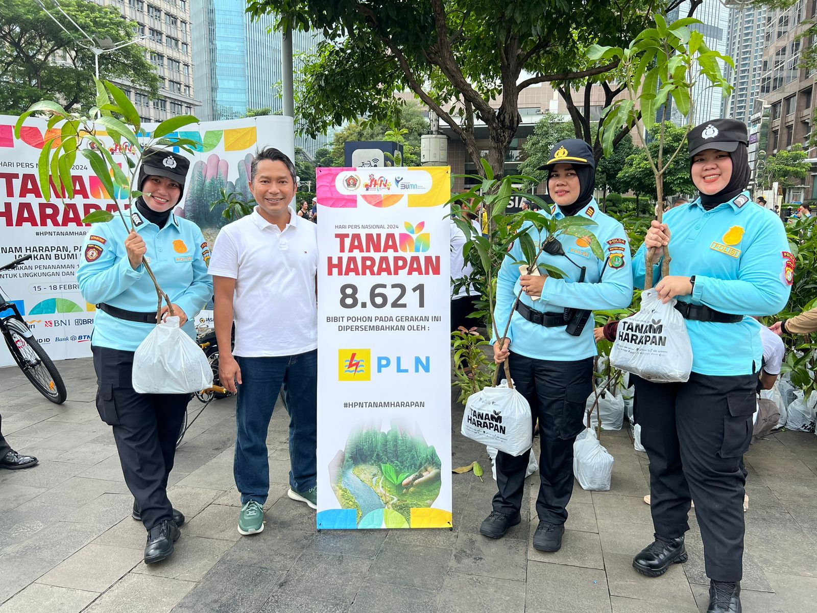 Tanam Harapan, PLN Kolaborasi dengan PWI Berbagi 8.621 Bibit Pohon 1