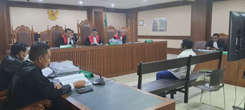 Eks Kadis PUPR Papua Gerius One Dituntut 7 Tahun Penjara 12