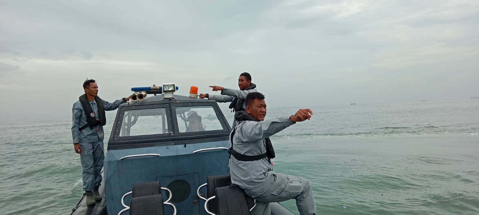 Kecelakaan KM Pari Kudus, Bakamla RI Temukan Jenazah WN Taiwan di Perairan Jakarta 1