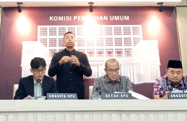 Respon Aksi Demo, KPU Klaim Sudah Transparan 13