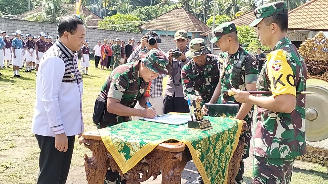 Panglima Kodam IX/Udayana Resmi Tutup Program TMMD Ke-119 1