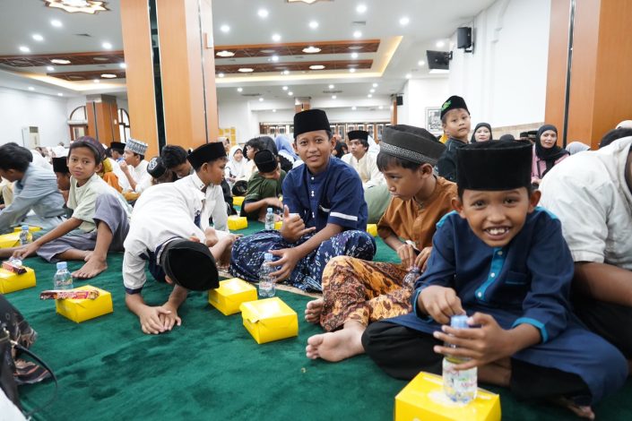 Sambut Berkah Ramadan, YBM PLN UID Jakarta Raya Berbagi dengan Anak Yatim dan Dhuafa 11