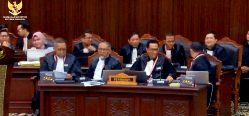 Tim Hukum AMIN Minta MK Hadirkan Jokowi di Sidang Sengketa Pilpres 10