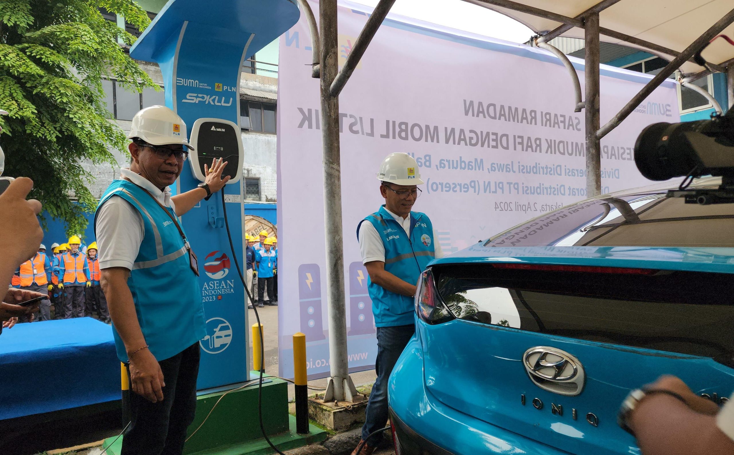 Mudik Pakai Mobil Listrik, PLN Pastikan Kesiapan Infrastruktur SPKLU 1