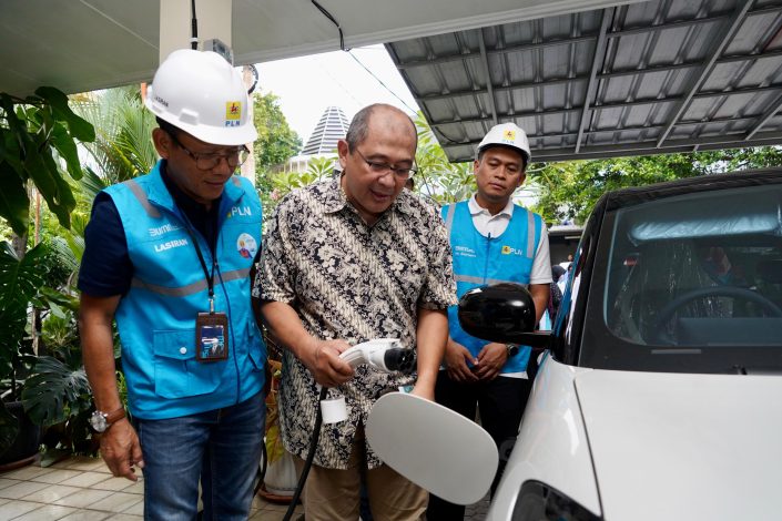 300 'Home Charging' Menyala Serentak di Jakarta, PLN Mudahkan Pengguna Mobil Listrik 10