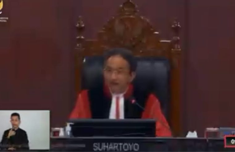 MK Tolak Permohonan Ganjar Pranowo-Mahfud, Tiga Hakim Dissenting Opinion
