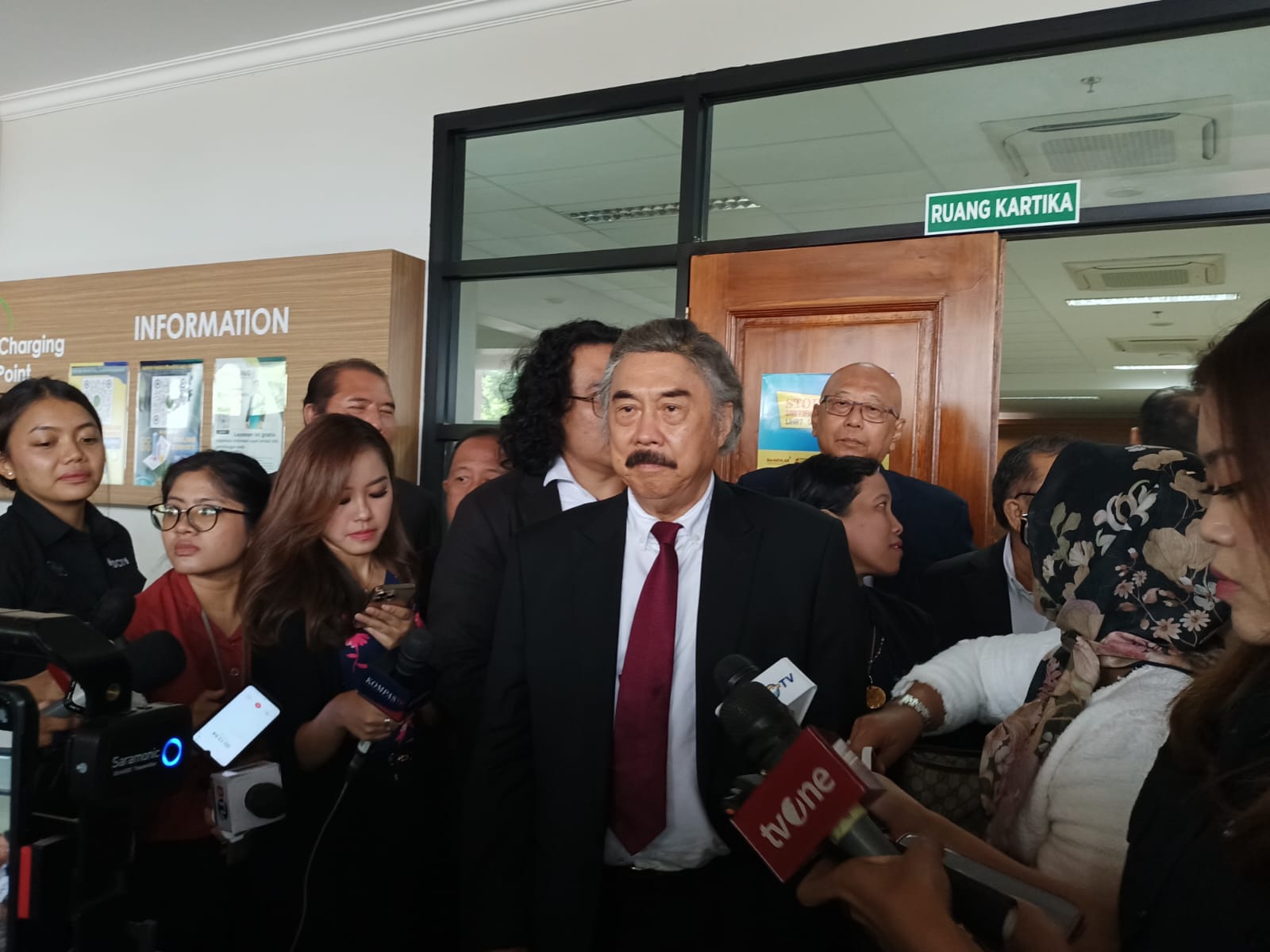 PDI Perjuangan Gugat KPU di PTUN Jakarta 1