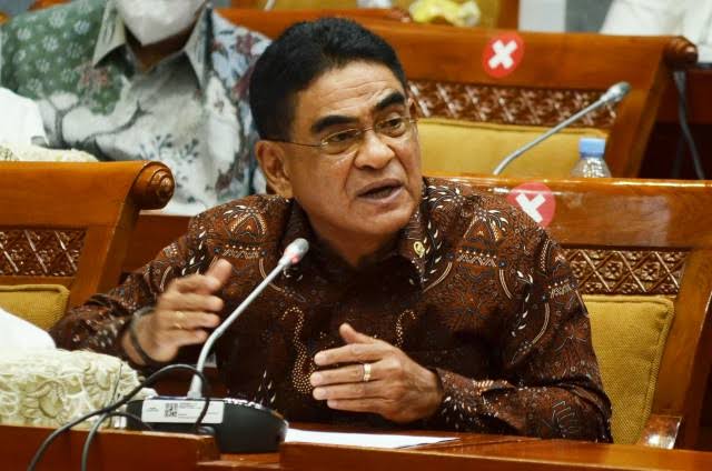 Kurang Terkontrol, DPR Minta Kemdikbudristek Awasi Kebijakan UKT 8