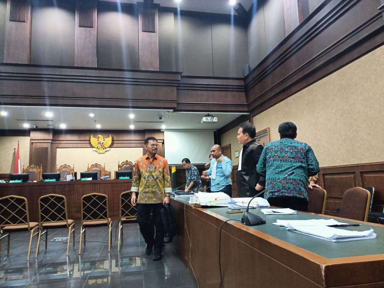 KPK Sita Rumah Syahrul Yasin Limpo di Makassar 1