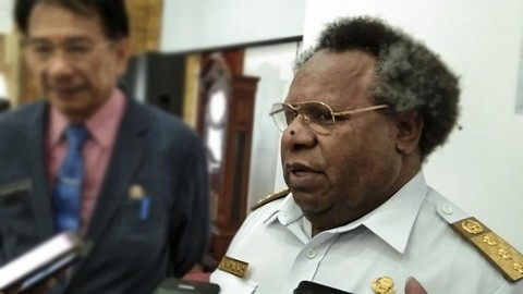 KPK Eksekusi Eltinus Omaleng ke Lapas Makassar 12