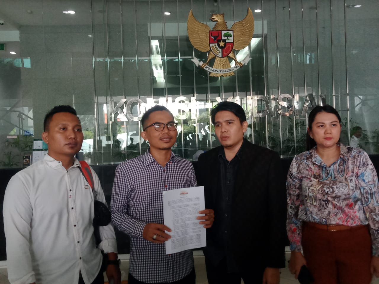 Gradasi Laporkan 3 Hakim MA yang Putuskan Batas Usia Pilgub ke KY 1