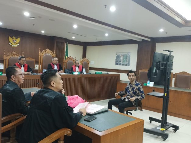 Pegiat Medsos Adam Deni Divonis 6 Bulan Penjara 11