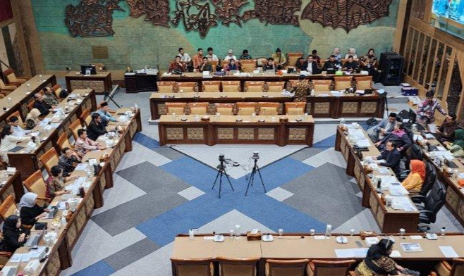 Reaksi Nadiem Usai Disemprit DPR Minta KPK Cek Anggaran Kemendikbudristek 8