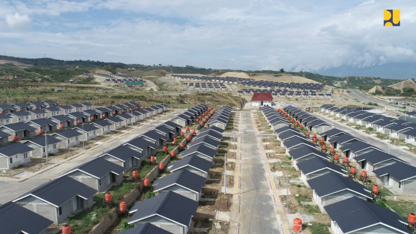 Kementerian PUPR Serahkan Kunci Hunian Tetap di Tondo ke Warga Terdampak Tsunami dan Likuifaksi Sulteng 13