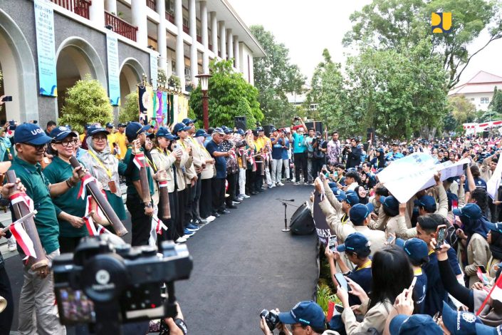 Pembekalan 7.167 Mahasiswa Kuliah Kerja Nyata UGM Yogyakarta, Menteri Basuki: Aplikasikan Ilmu Pengetahuan untuk Rakyat 10