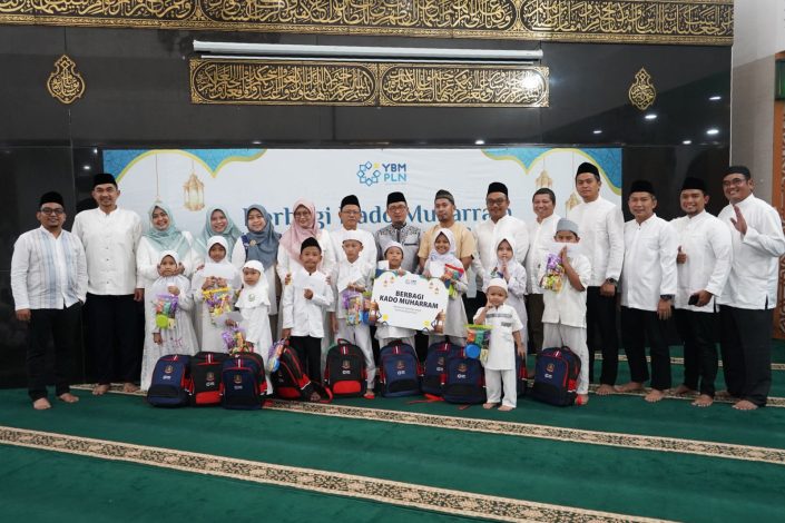 Sambut Tahun Baru Islam dan Hari Anak Nasional, PLN Bagikan Kado untuk 400 Anak Yatim Dhuafa 1 Sambut Tahun Baru Islam dan Hari Anak Nasional, PLN Bagikan Kado untuk 400 Anak Yatim Dhuafa 2