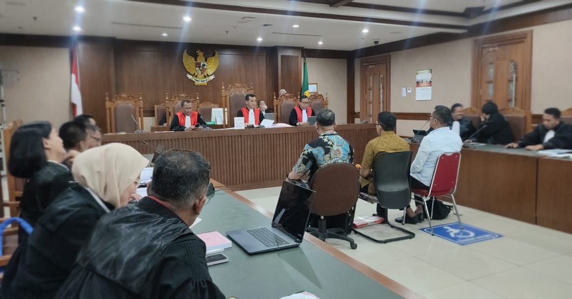 Perkara BTS 4G, Tiga Anak Buah Johnny G Plate Dituntut Variasi 1