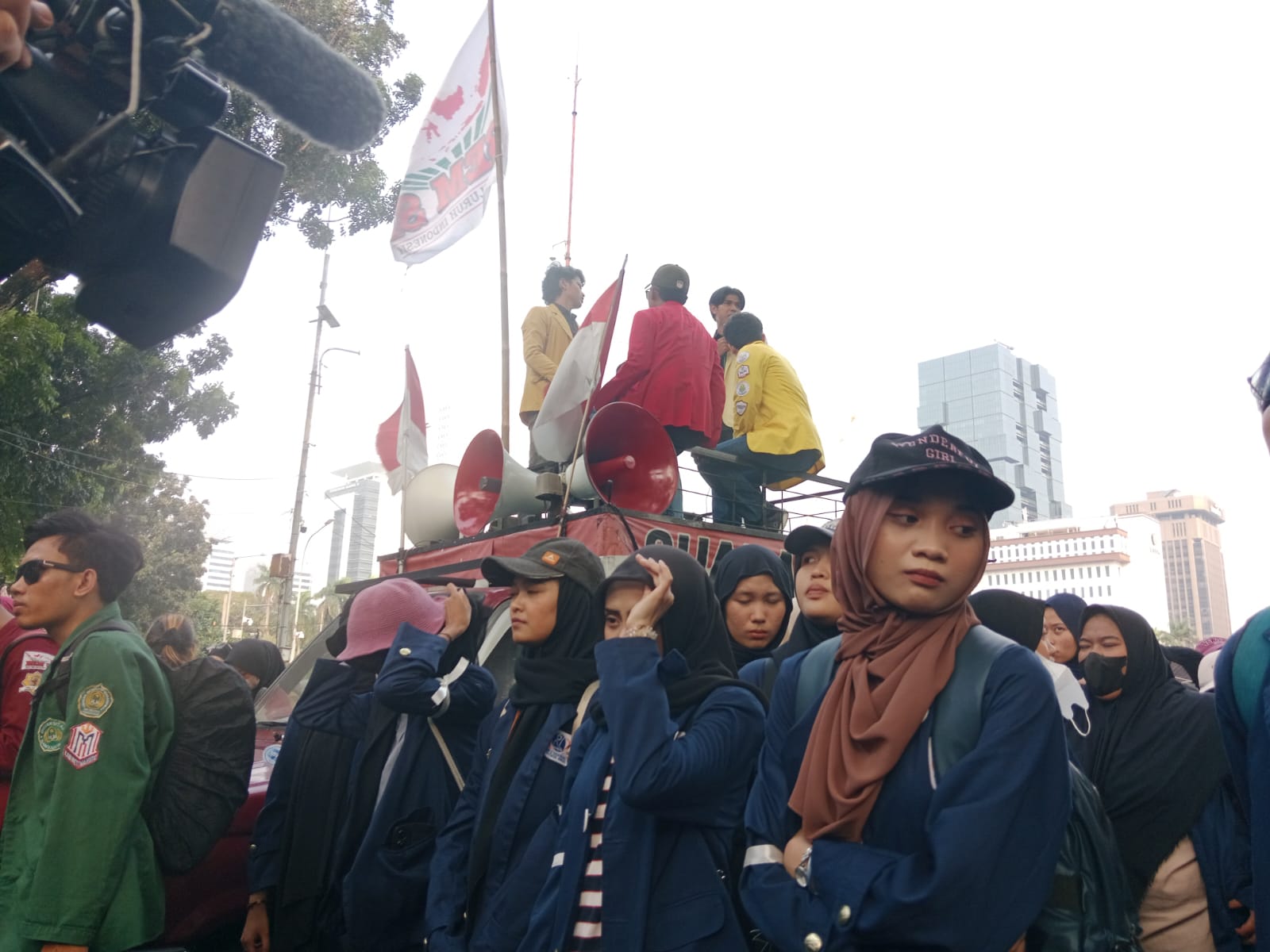 Demo di Patung Kuda, BEM SI Sebut Presiden Jokowi Perusak Demokrasi 1