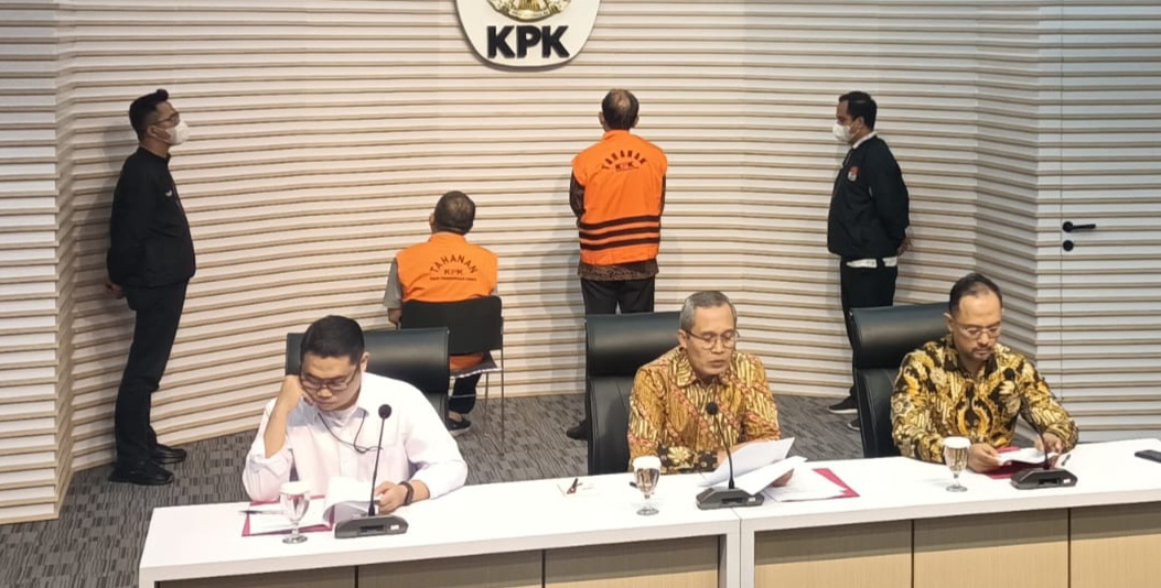 Dua Tersangka Korupsi PT Jasindo Ditahan KPK 1