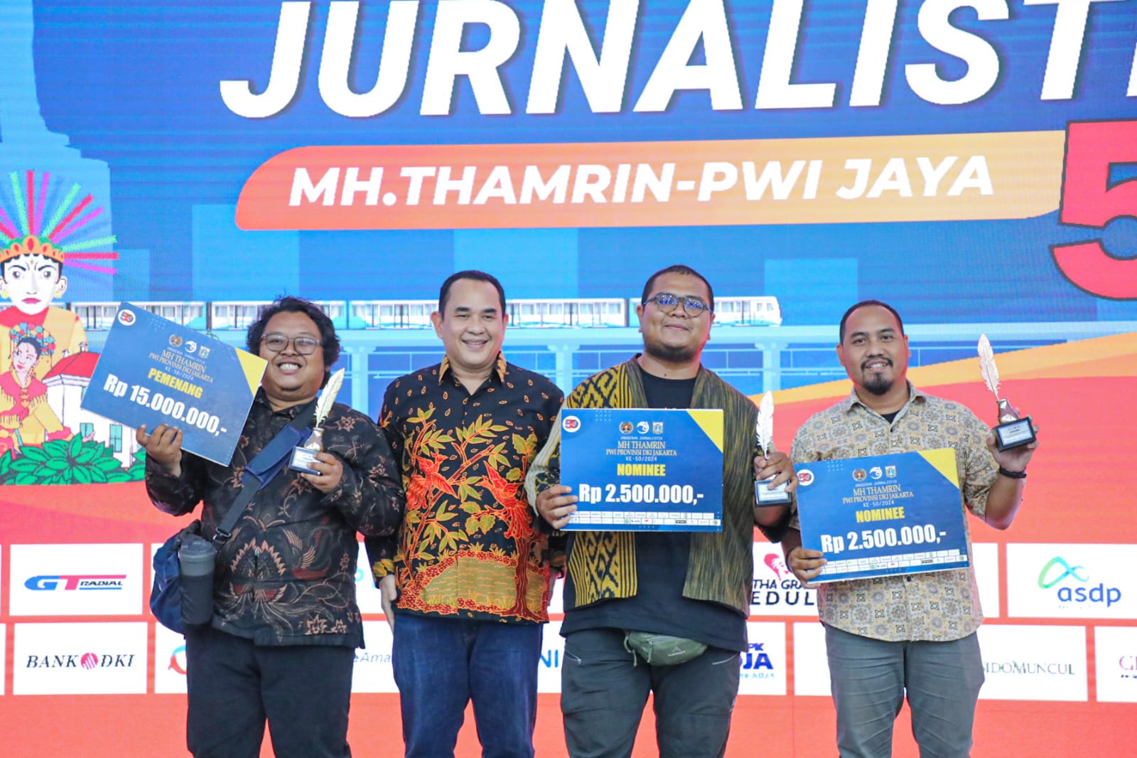 Acara Puncak MHT Awards 2024 Sukses, Ketum PWI Pusat Zulmansyah Sekedang: Menginspirasi Jurnalis untuk Berkarya 1