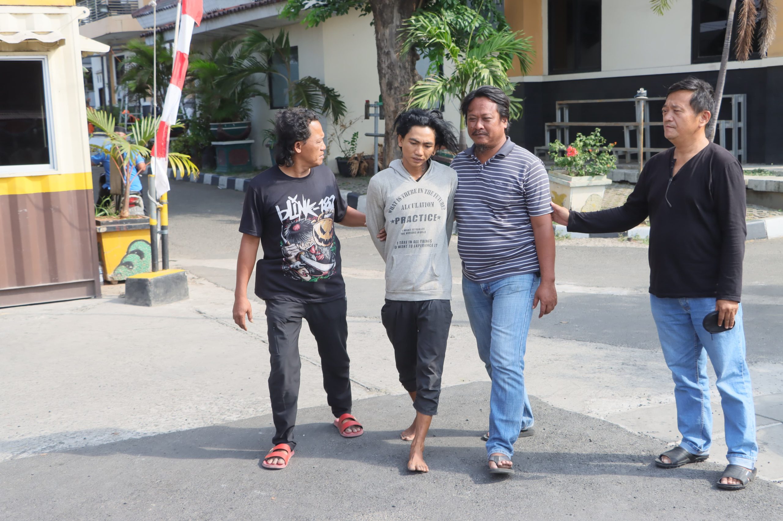 Polisi Tangkap Bajing Loncat Viral di Jembatan Marunda 1