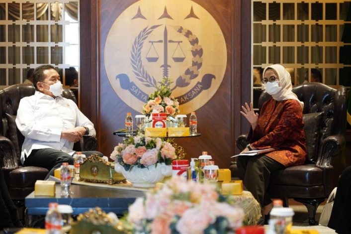 Jaksa Agung Dukung BPOM Mengusut Kasus Ginjal Akut 32
