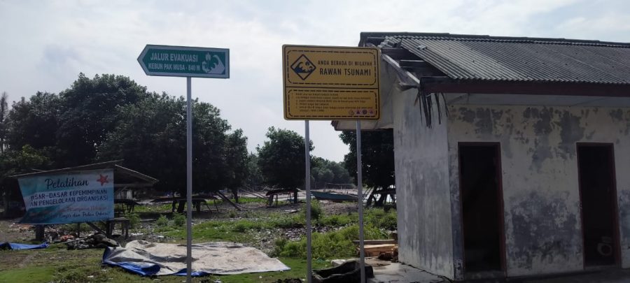 KKP Pasang Rambu Sumba & Kupang1-KKP Kurangi Risiko Bencana, KKP Pasang Rambu Evakuasi di Sumba dan Lampung 10