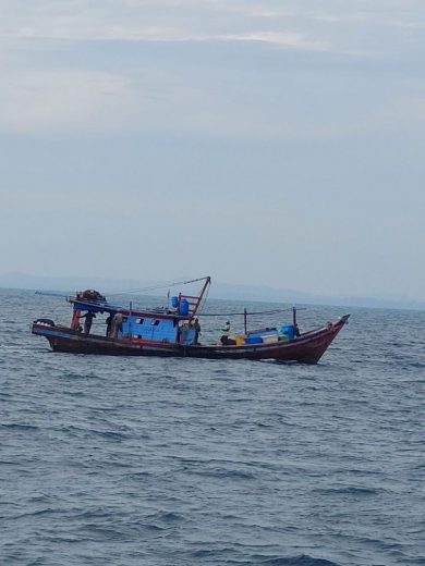 KKP Tangkap Dua Kapal Ikan Trawl di Aceh 10