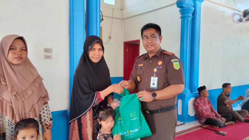 Kejari Aceh Besar Gelar Peduli Stunting 23