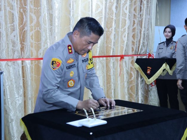 Kapolda Metro Jaya Resmikan Ruang SPKT 13