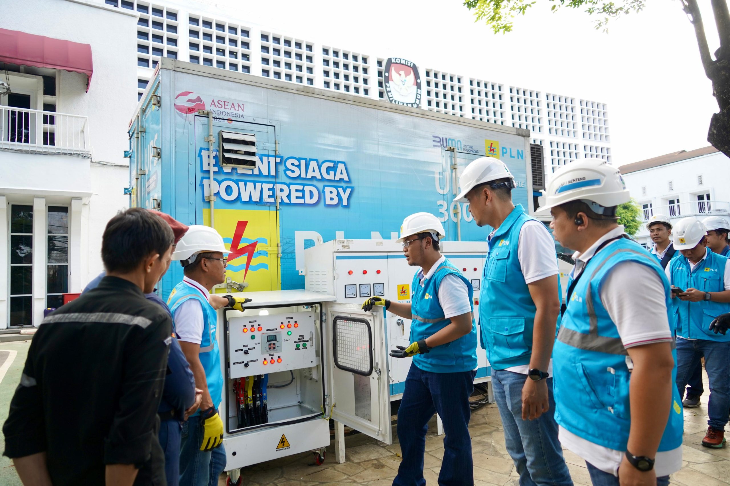 Siapkan Pasokan Listrik Berlapis, PLN Sukses Kawal Proses Pemungutan hingga Penghitungan Suara 1