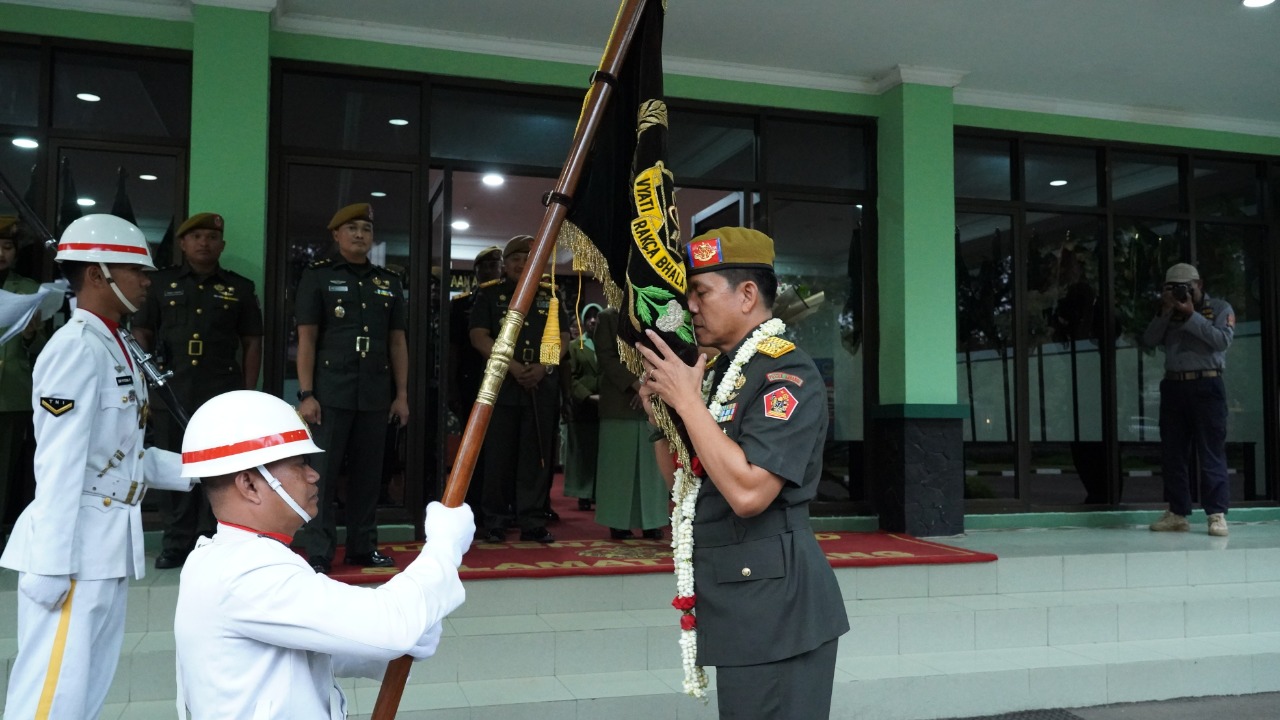 Pergantian Pucuk Pimpinan Pussenarhanud 1